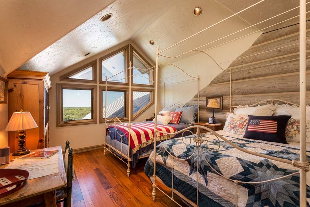 Lone-Oak-Aerial-web-1