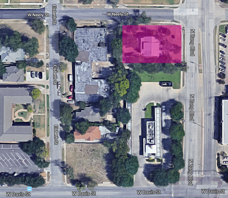 House-between-Melba-Townhomes