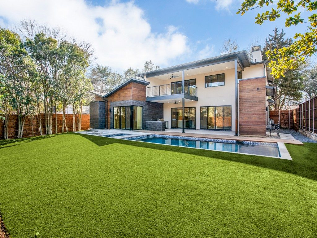 RearYardFullView-1024x768