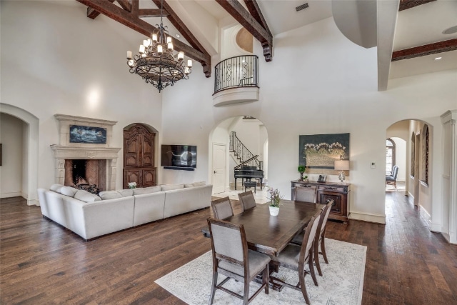 Hillcrest Estates Italian Villa