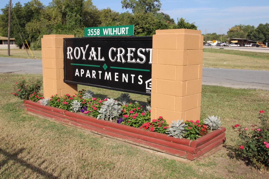 Royal-Crest-3-1024x683