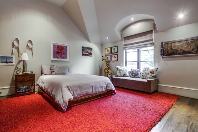 3508-Bryn-Mawr-ext-2