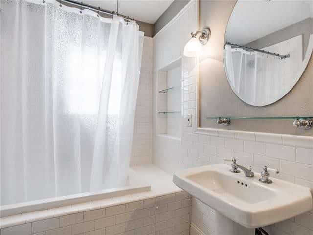 T30011019cedarhill03