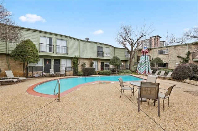 TCT-Courtyard