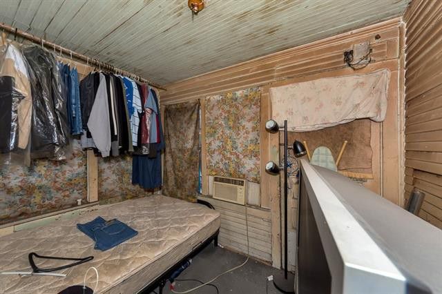 WTFsycamoreANOTHERDOORSTAIN