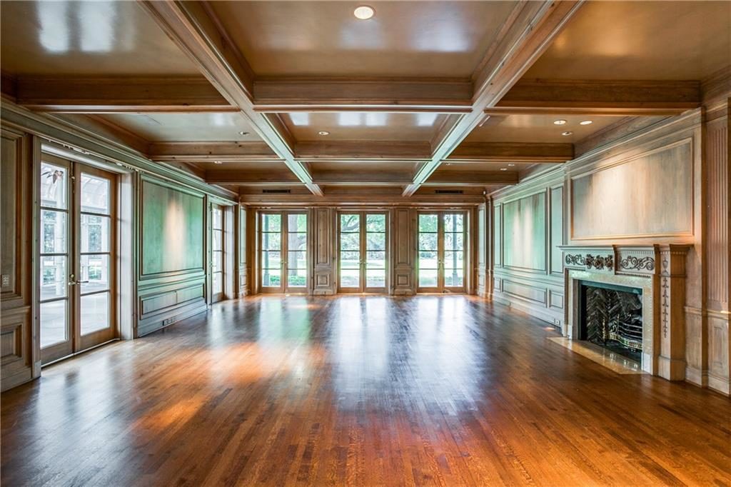 Wyly-Mansion-ext-overview-1024x682