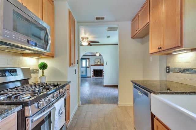 badb34a352ee2f4c8faf8919b1183a28l-m0xd-w1020_h770_q80