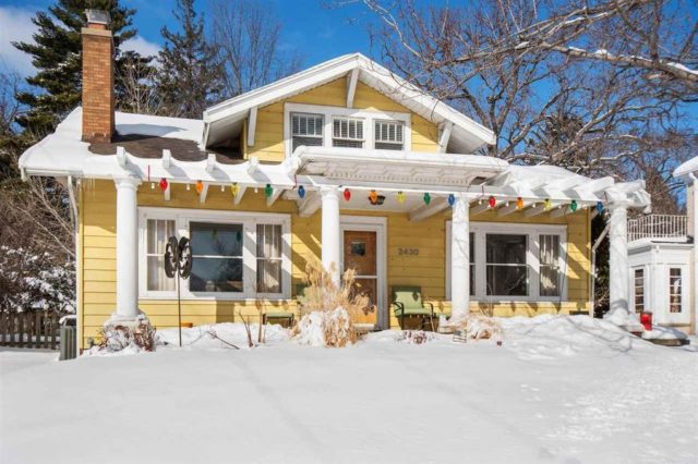 99cb7e181db4702023af2c6139ed0fc8l-m0xd-w1020_h770_q80-e1550898473292