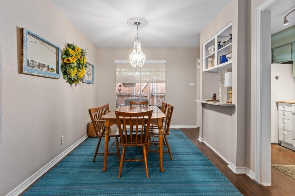 Country Club Style Living