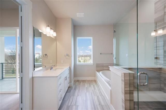 c9823554736c176045570ad28047698fl-m13xd-w1020_h770_q80