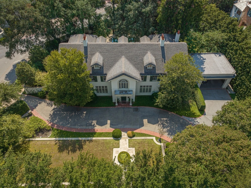 English Country house