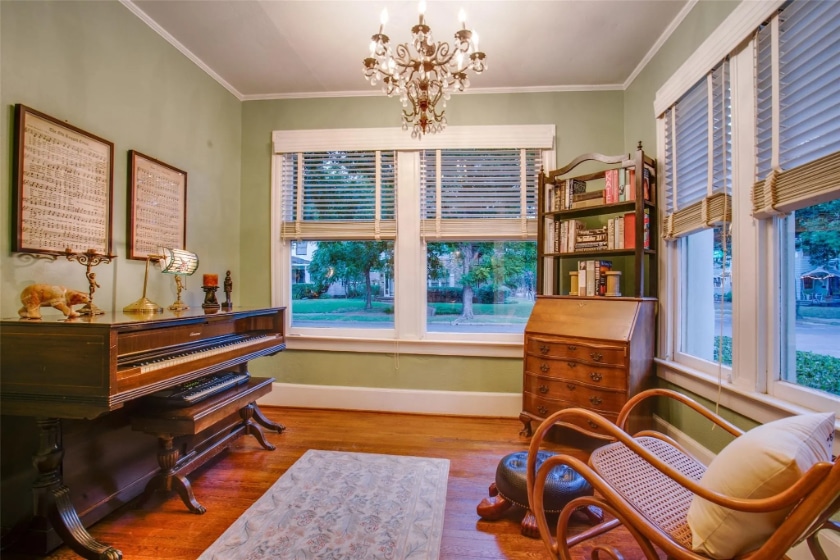 Winnetka Heights