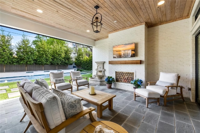 Preston Hollow new traditional