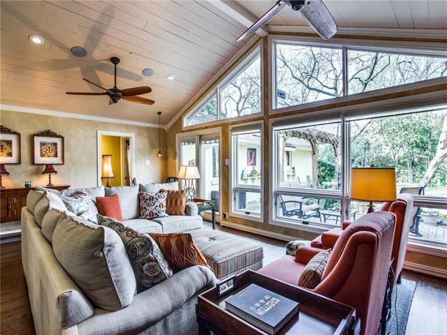 fc11a054a80331aeb1396ce18f26b1f2l-m1xd-w1020_h770_q80