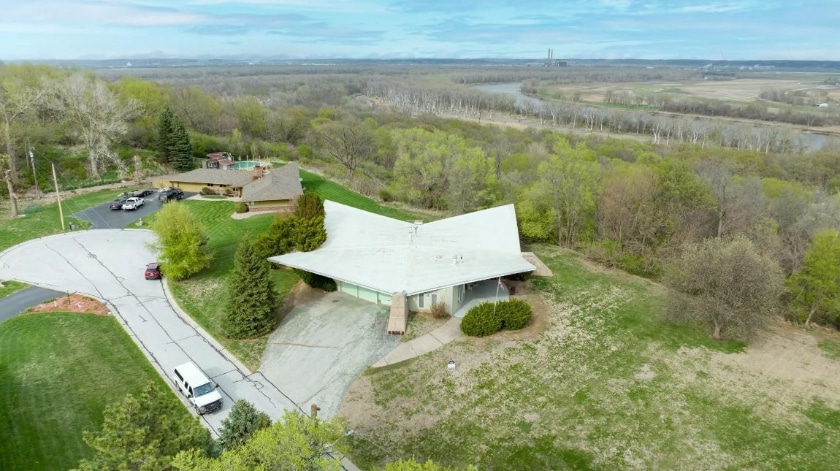 nebraska midcentury modern