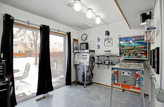 tools, old spice, town home