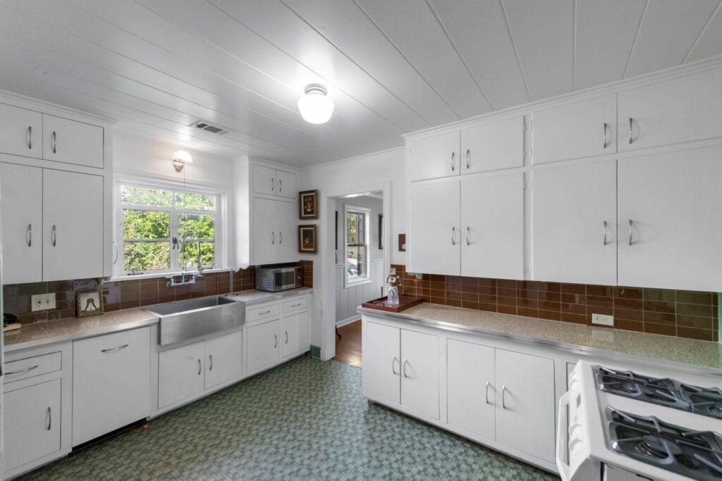 Arlington Heights Bungalow