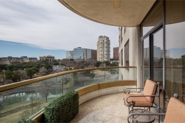 VECTja2photo-3510_turtle_creek_5e_001