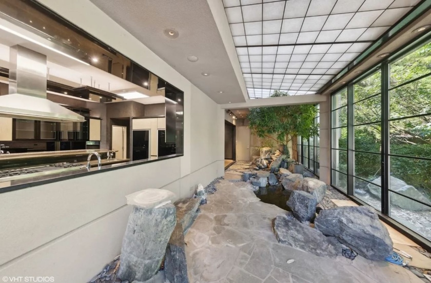 mausoleum, portals, illinois