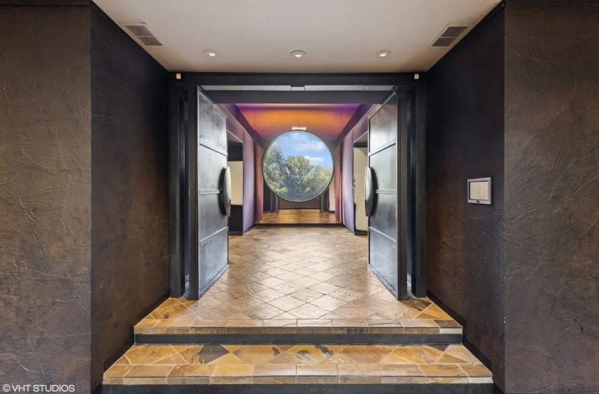 mausoleum, portals, illinois