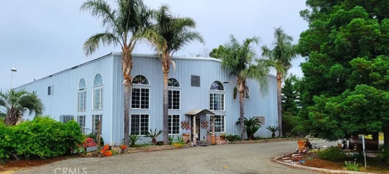 magnificent metal mansion, Texas, California