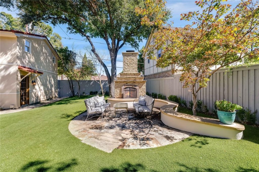 Lakewood Dines & Kraft