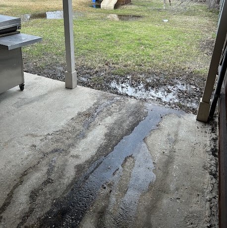 water leaks - leaky plumbing cleanout