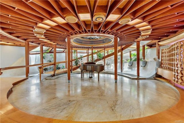 ssroundhouse3-e1536456959560