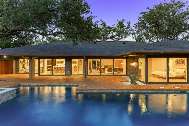 10807-Branch-Oaks-Circle-2