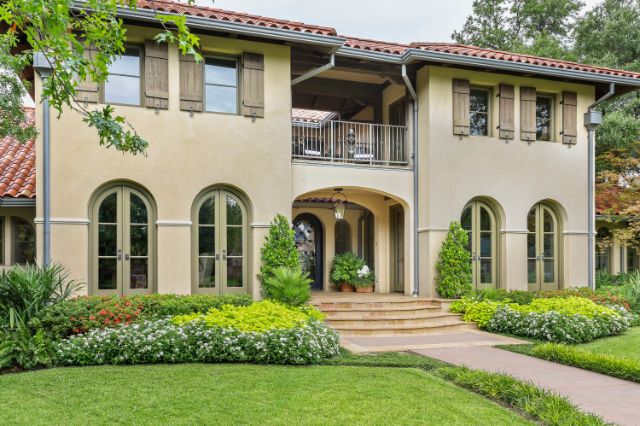 01_10211Waller_001_mls