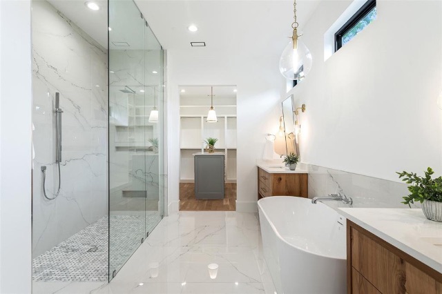 640x500-large-vertical-overlay-1