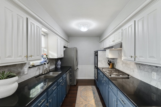 04_8541Capri_004_mls