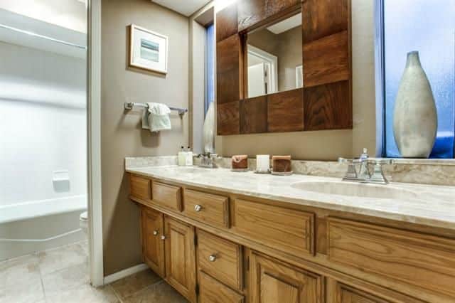 10006-Chimney-Hill-Ln-A