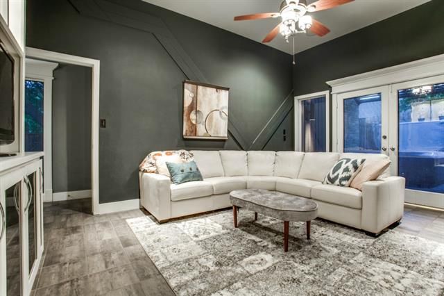 10006-Chimney-Hill-Ln-A