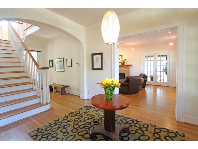 1004-N.-Montclair-Foyer