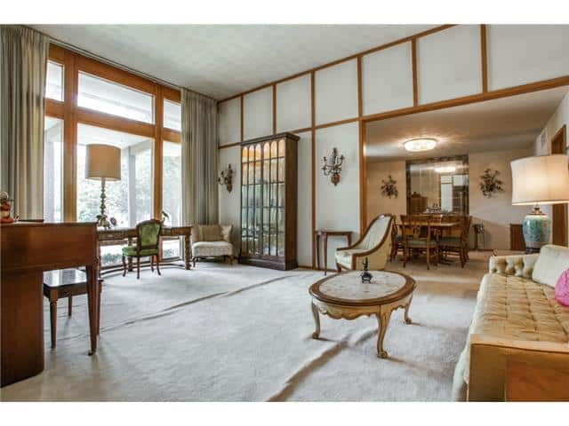 10110-Daria-Formal-Living