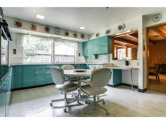 10110-Daria-Kitchen-1