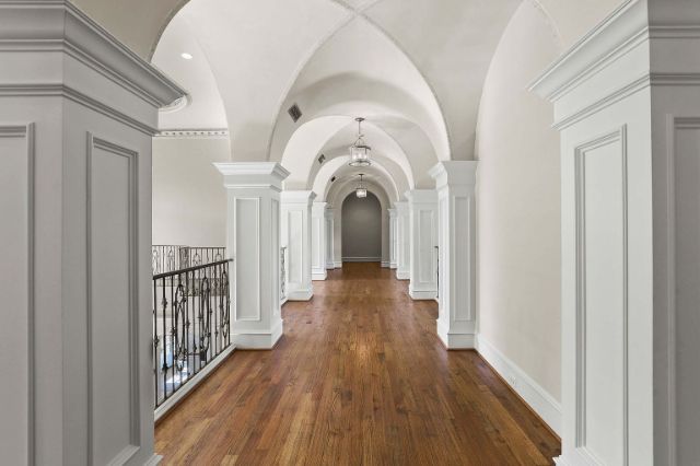 10121-Waller-Drive-1