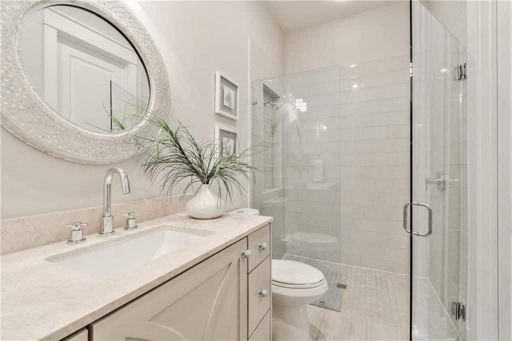 10136-Robin-Hill-Lane-bath-1024x682