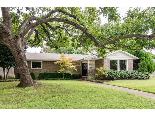 10164-Timber-Trail-Curb