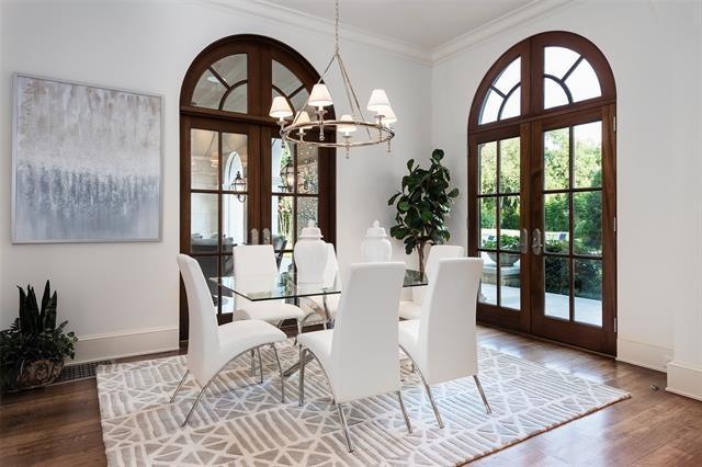 10203-Holloway-entry-2