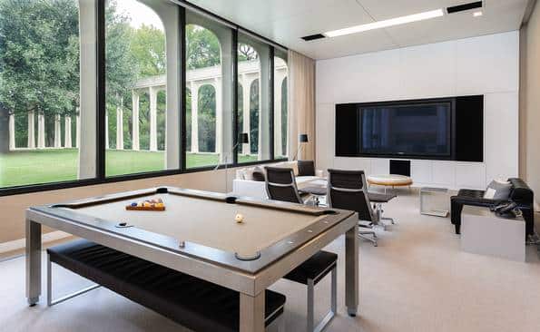 10210-Strait-Gameroom