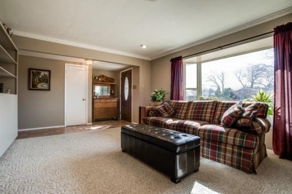 10211-Longmeadow-Living-575x383