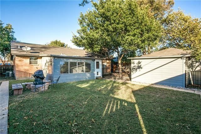 10230-Estate-y