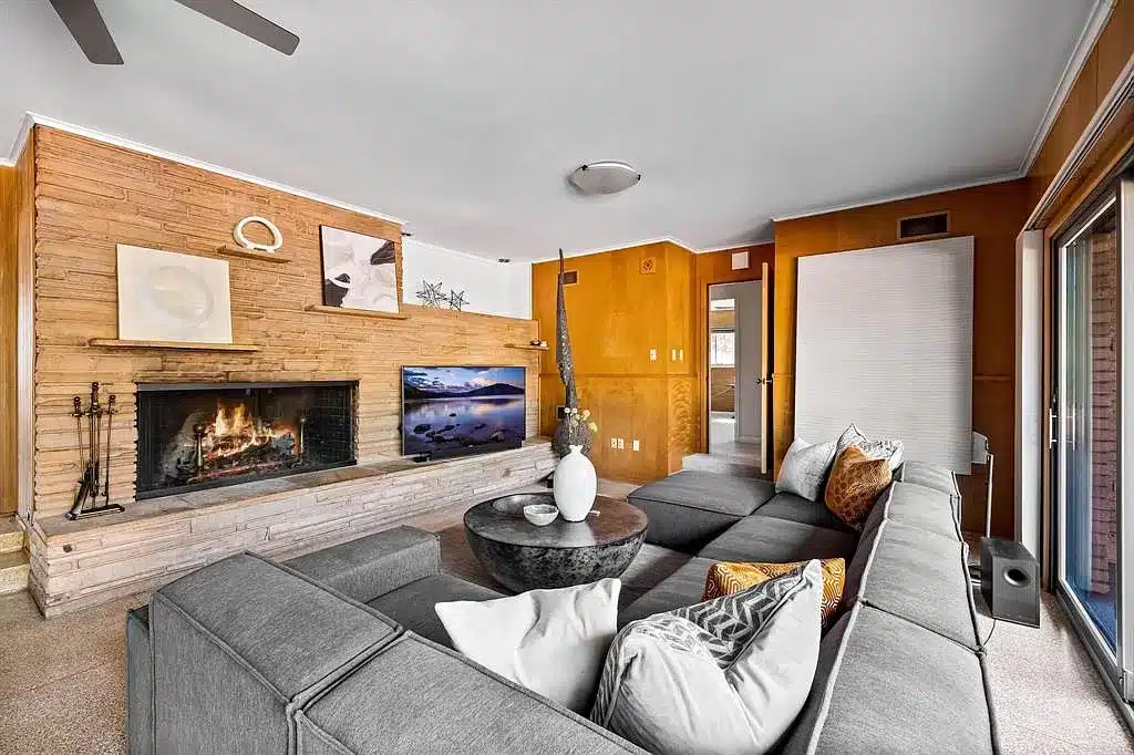 1027-Evergreen-Hills1