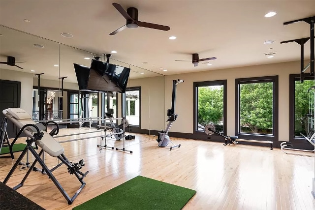 10333-Woodford-Drive-2