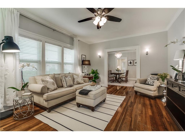 1034-Winnetka-Living-2