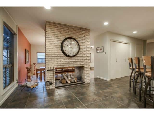 10469-Coleridge-Fireplace