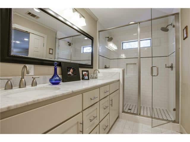 10484-Silverock-master-bath