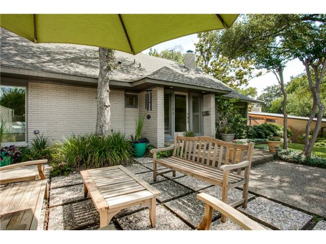 10484-Silverock-patio-2